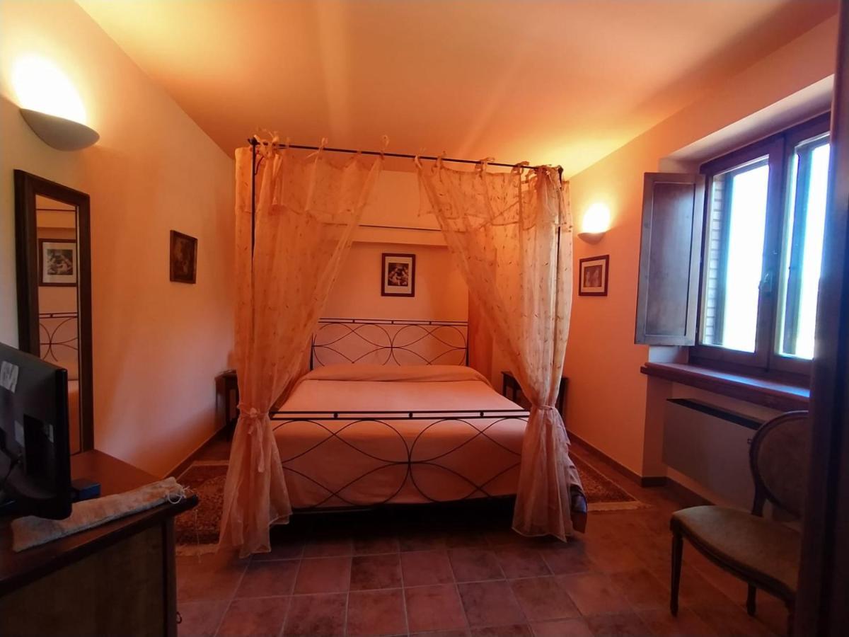 Il Colombaio Agriturismo Montegabbione Kültér fotó
