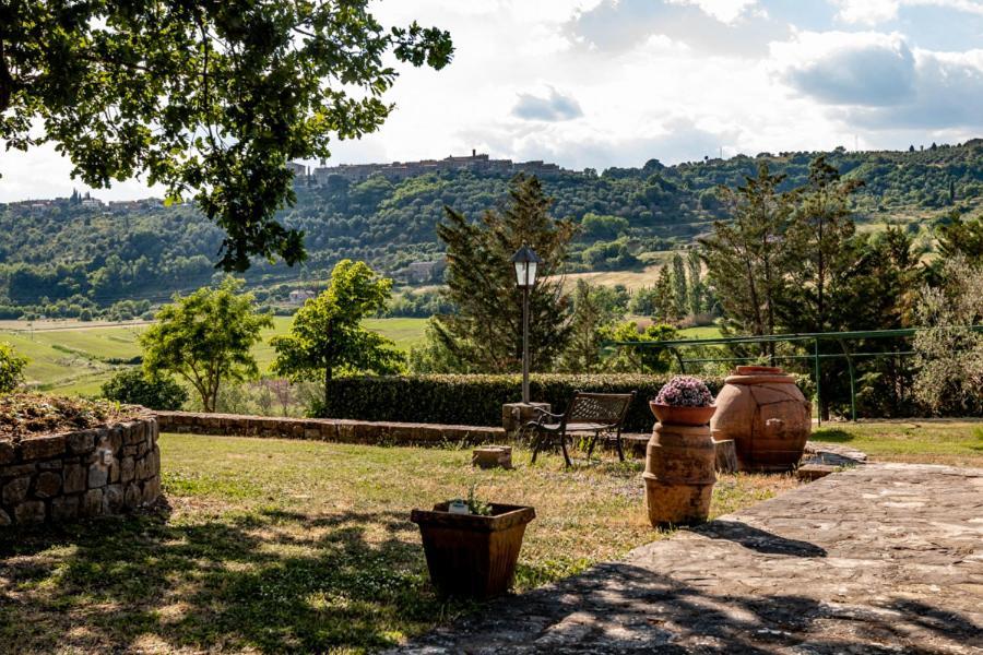 Il Colombaio Agriturismo Montegabbione Kültér fotó
